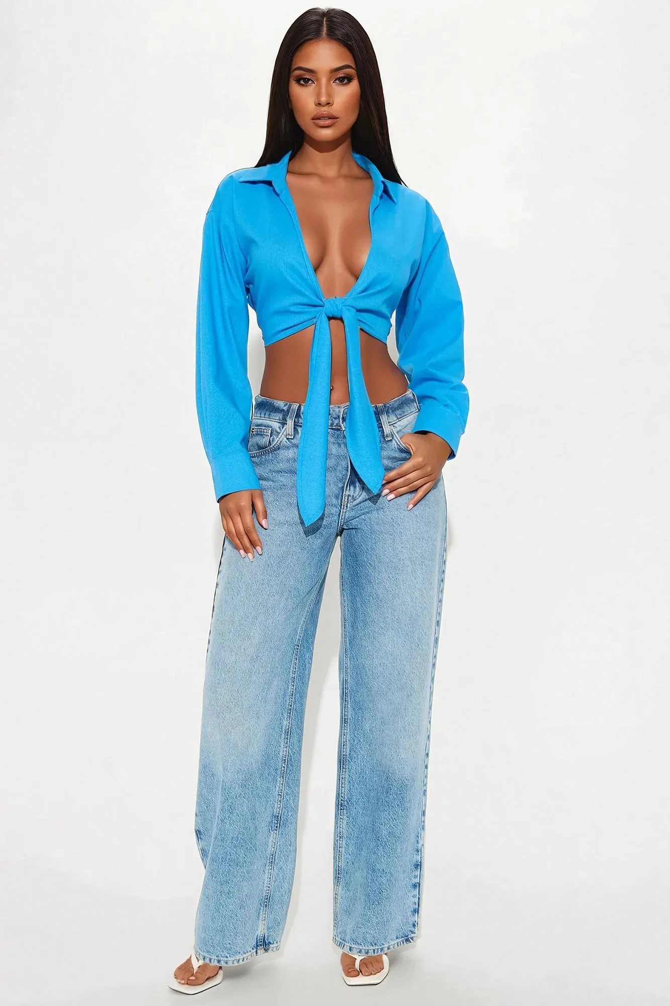 Alia Linen Tie Front Cropped Top - Blue