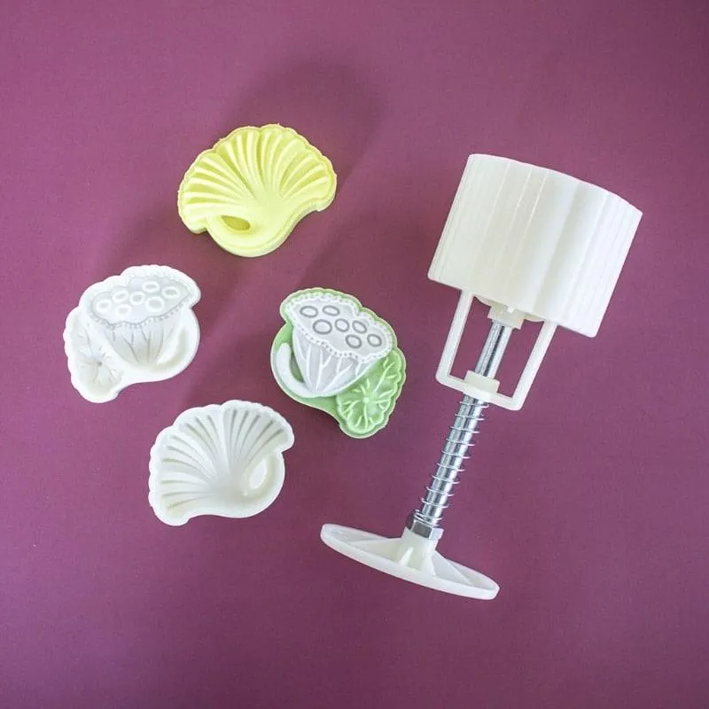 Chocolate Cutter with Two Stamps